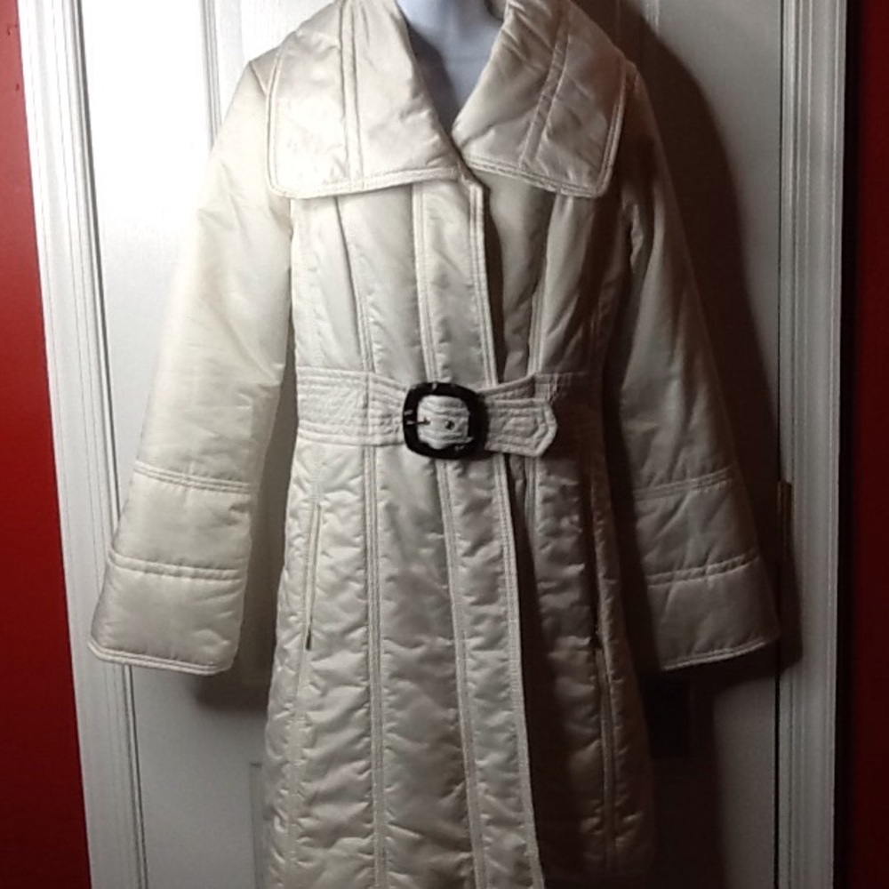 Jessica Simpson NWT off white puffer jacket
